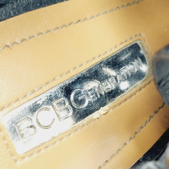 BCBGeneration Black Perforated Suede Block Heel Buckle Up Sandals K941 - Picture 10 of 16